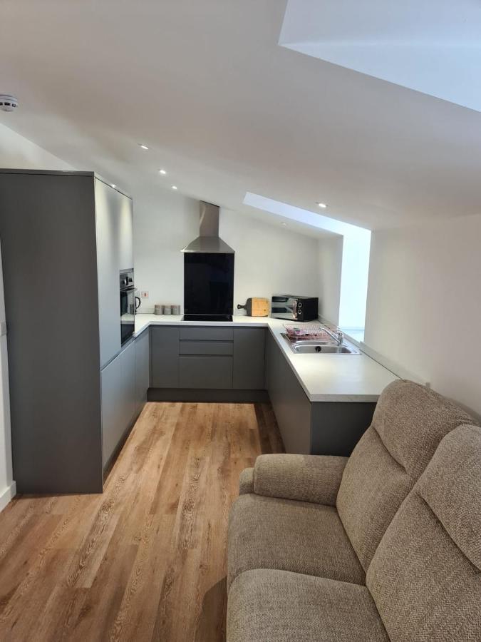 2 Bedroom Central Apartment Leek Exterior foto